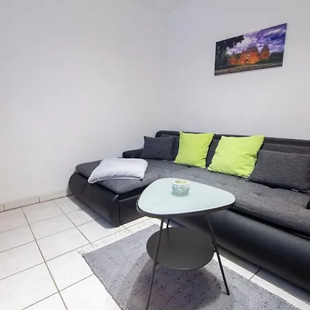 Alstaden 2 Comfortable Ferienhaus Oberhausen (North Rhine-Westphalia)